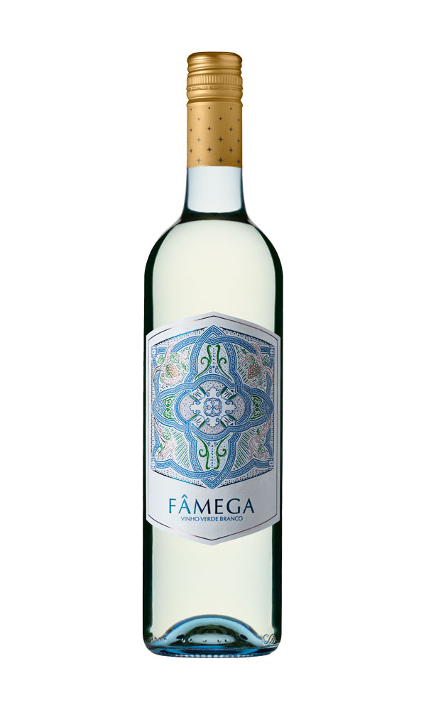 Famega Vinho Verde Branco Produzido em Amarante por Caves da Cerca