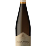 Ouro Verde Branco. Vinho Verde Branco produzido por Caves da Cerca em Amarante